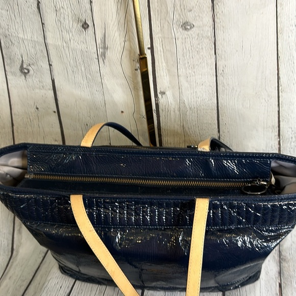 Coach Poppy navy liquid glass shoulder or tote bag - Picture 12 of 16